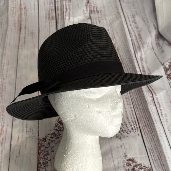 Scala Pronto Black Woven Fedora Hat - Picture 11 of 13